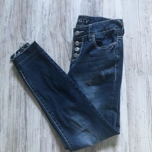High Wasted Distressed Hem Jeans
